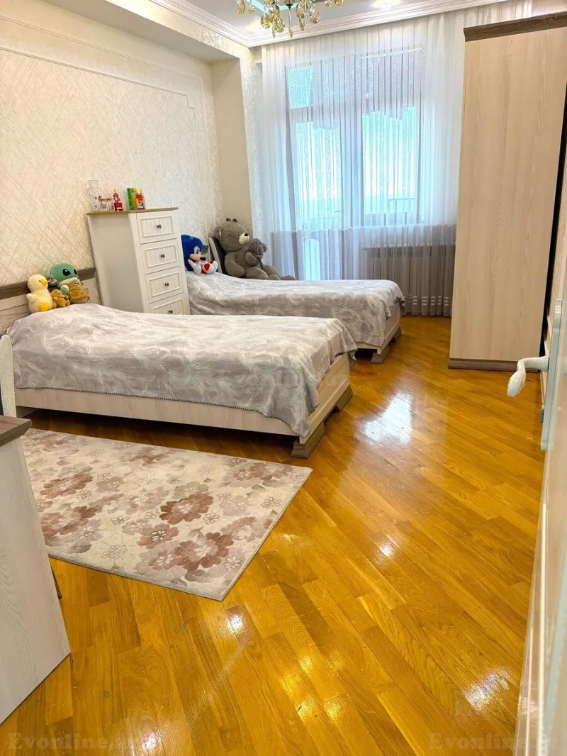 Satılır 4 otaqlı Mənzil Yeni tikili 161.5 m² Əhmədli m. - şəkil 8