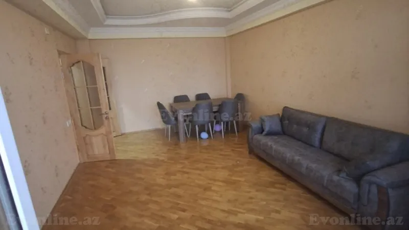 2 otaqlı Mənzil 83 m² 9-cu mikrorayon Kirayə verilir