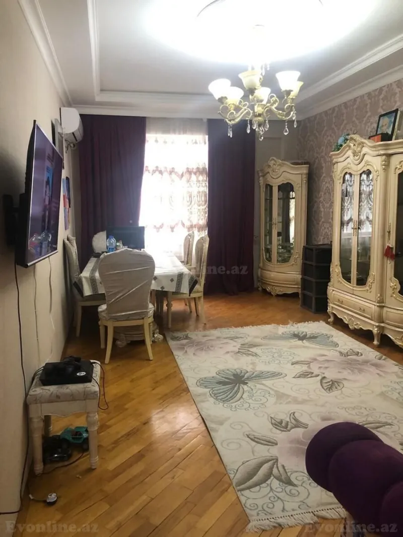 3 otaqlı Mənzil 68 m² 8-ci kilometr Satılır