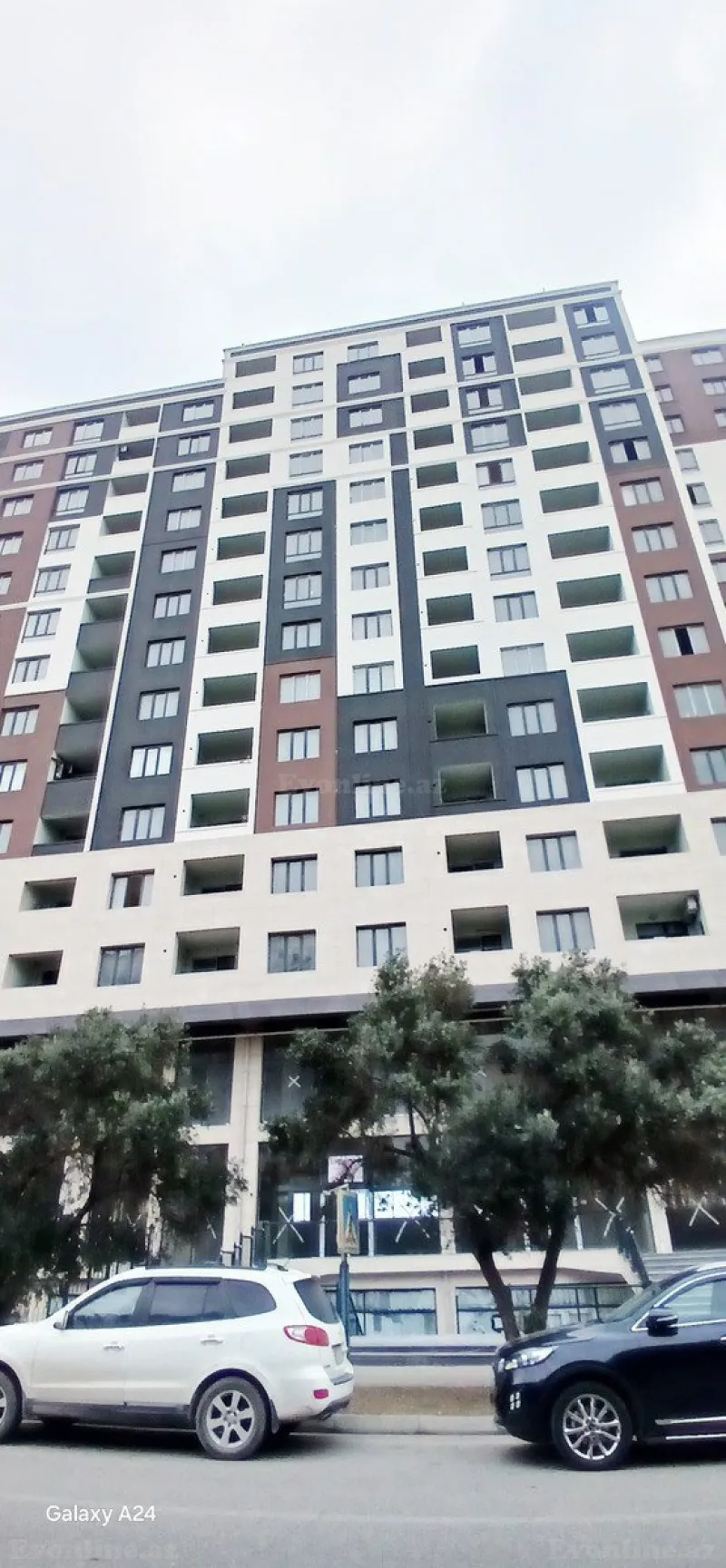 Satılır 4 otaqlı Mənzil Yeni tikili 110 m² Neftçilər m. - şəkil 5