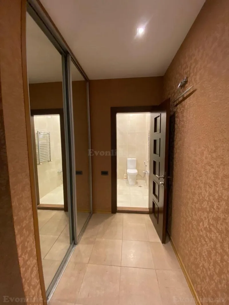 Satılır 4 otaqlı Mənzil Yeni tikili 212 m² Sahil m. - şəkil 14