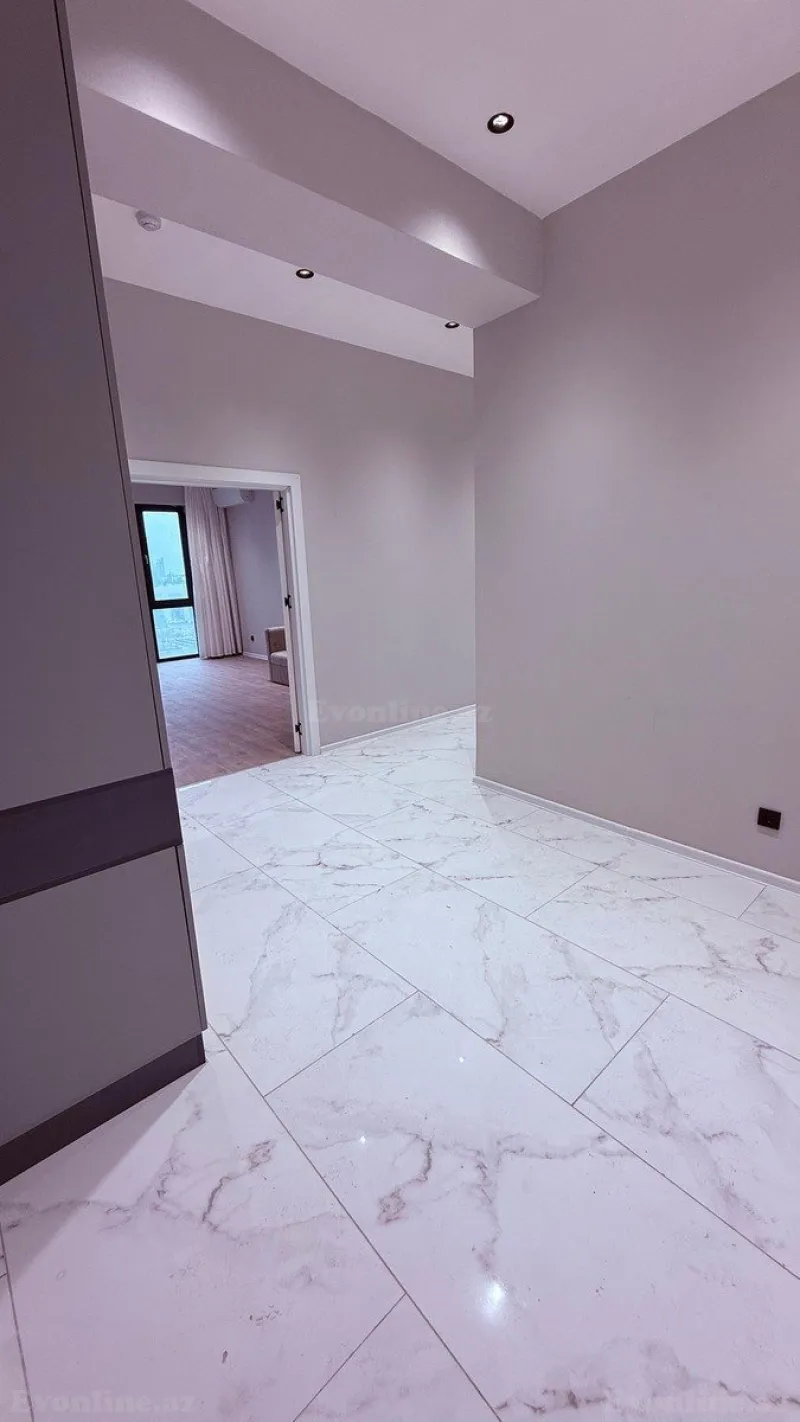 Satılır 3 otaqlı Mənzil Yeni tikili 147 m² Koroğlu m. - şəkil 8