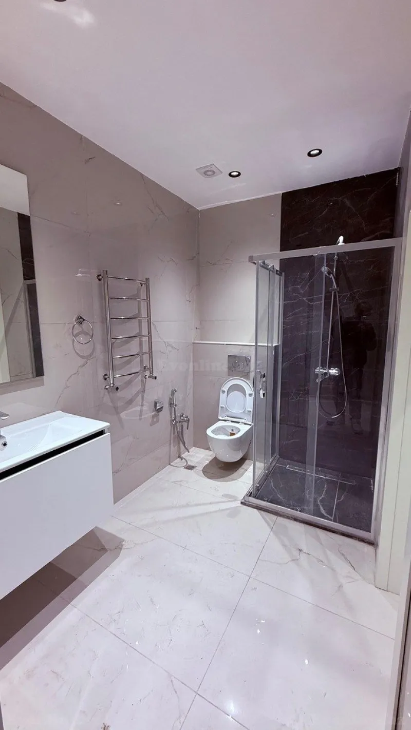 Satılır 3 otaqlı Mənzil Yeni tikili 147 m² Koroğlu m. - şəkil 9