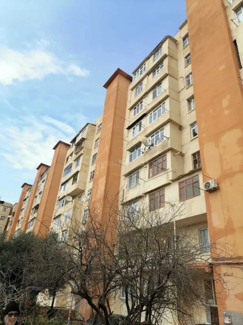 3 otaqlı Mənzil 77.7 m² Suraxanı r. Satılır