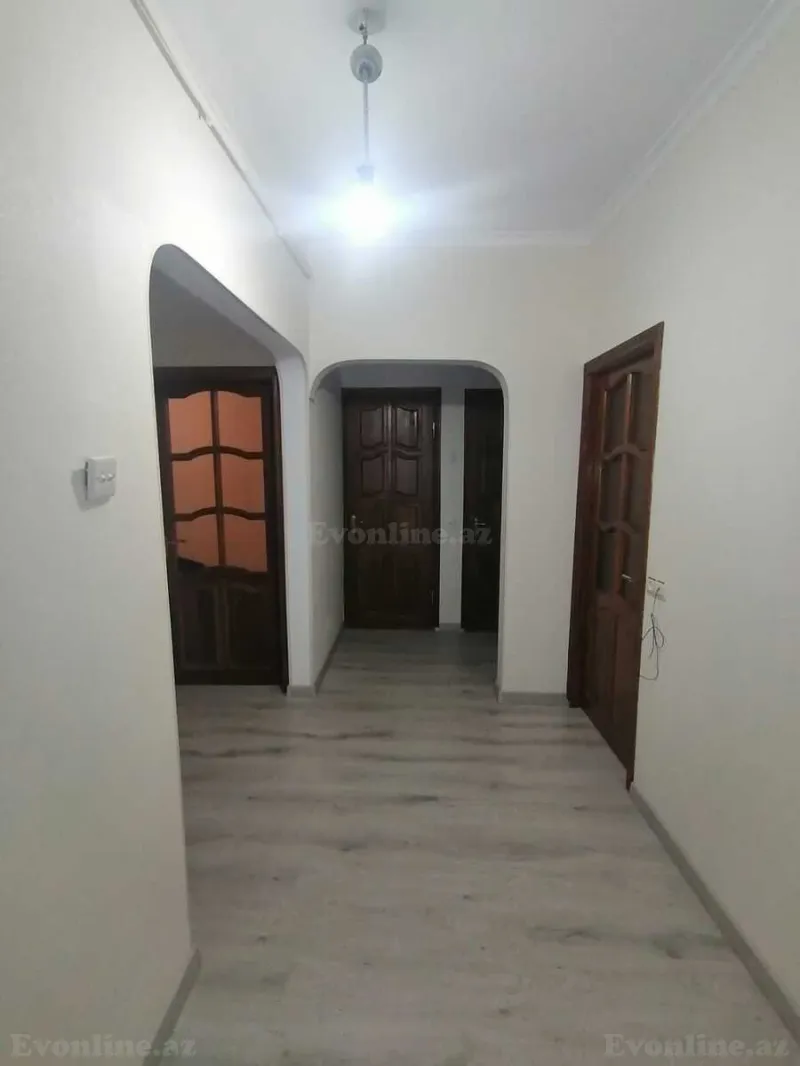 Satılır 3 otaqlı Mənzil Köhnə tikili 77.7 m² Suraxanı r. - şəkil 5