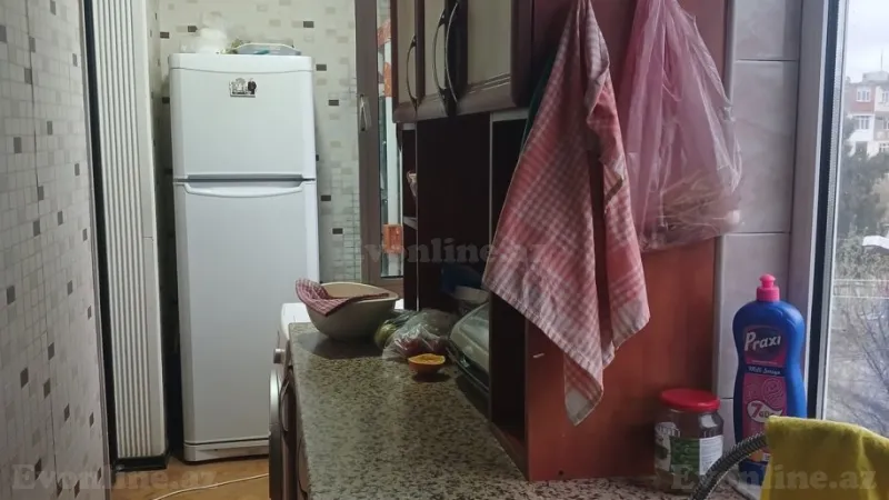 Satılır 3 otaqlı Mənzil Köhnə tikili 60 m² Suraxanı r. - şəkil 5