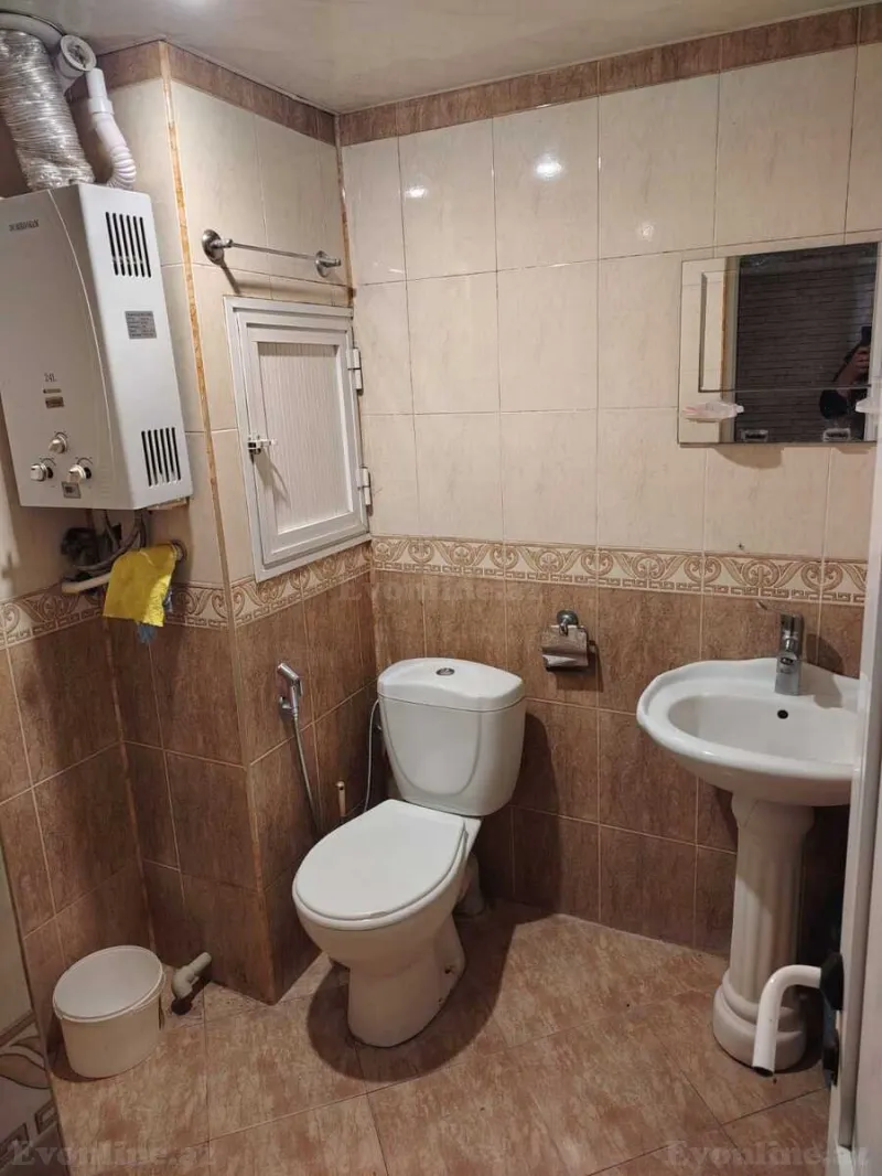 Kirayə verilir 2 otaqlı Mənzil Köhnə tikili 55 m² 4-cü mikrorayon - şəkil 3