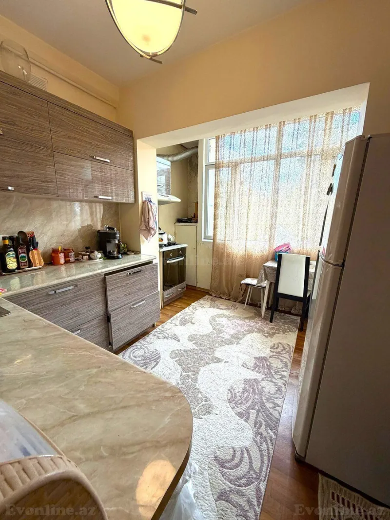 Satılır 3 otaqlı Mənzil Köhnə tikili 90 m² Xalqlar Dostluğu m. - şəkil 9