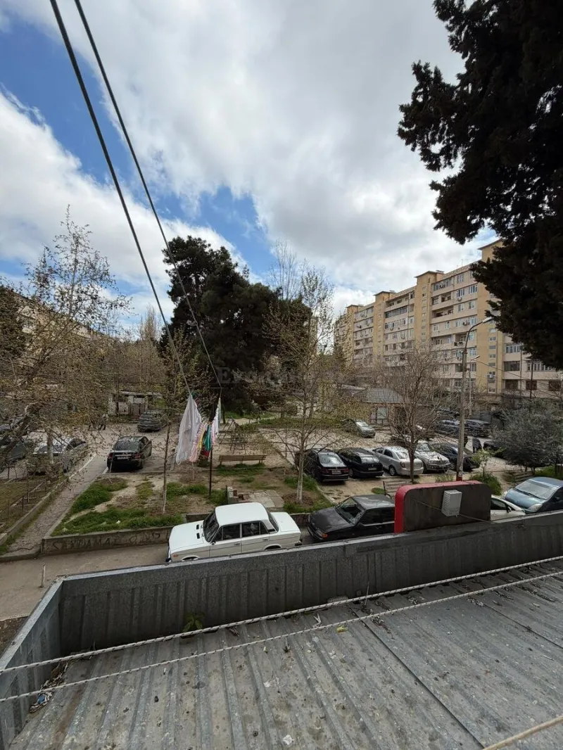 Satılır 3 otaqlı Mənzil Köhnə tikili 90 m² Xalqlar Dostluğu m. - şəkil 13