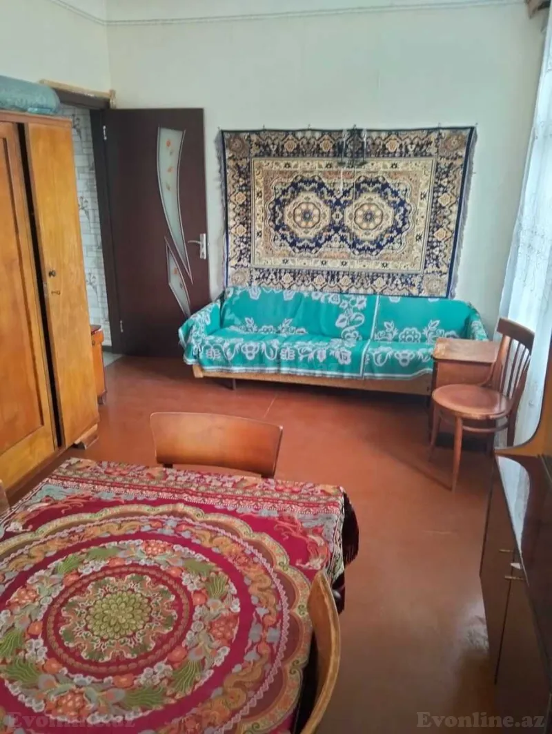 Satılır 1 otaqlı Mənzil Köhnə tikili 35 m² 4-cü mikrorayon - şəkil 2