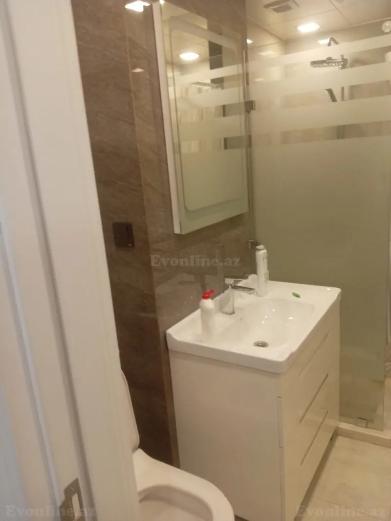 2 otaqlı Mənzil 53 m² Xırdalan Kirayə verilir