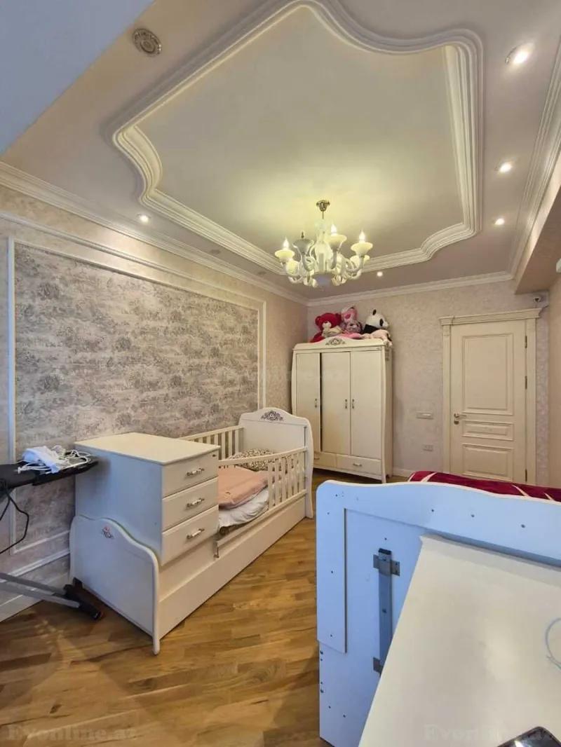 Satılır 3 otaqlı Mənzil Yeni tikili 145 m² Elmlər Akademiyası m. - şəkil 20