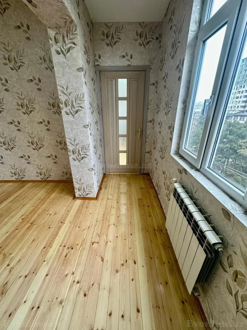 Satılır 2 otaqlı Mənzil Köhnə tikili 43 m² 8-ci mikrorayon - şəkil 12