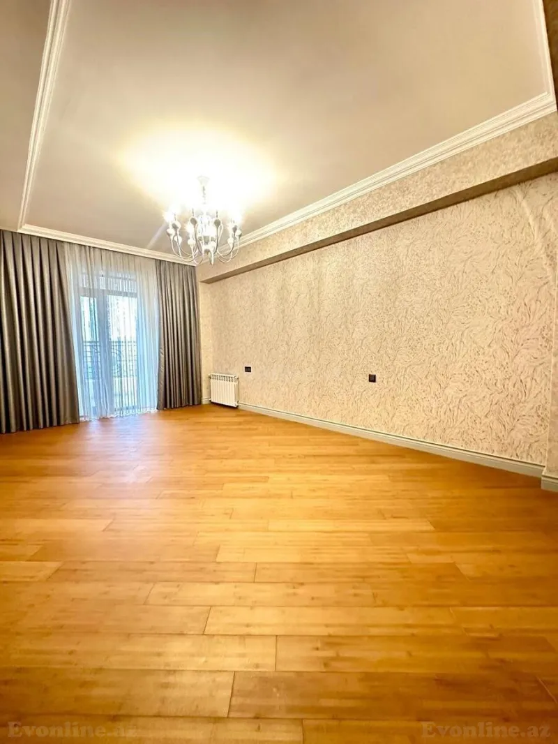 Satılır 4 otaqlı Mənzil Yeni tikili 204 m² Nəsimi r. - şəkil 3