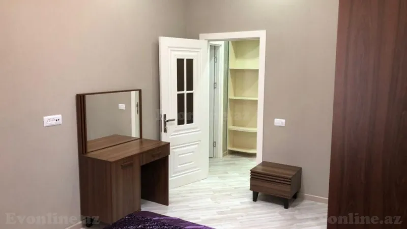 Kirayə verilir 3 otaqlı Mənzil Yeni tikili 150 m² Xətai m. - şəkil 8