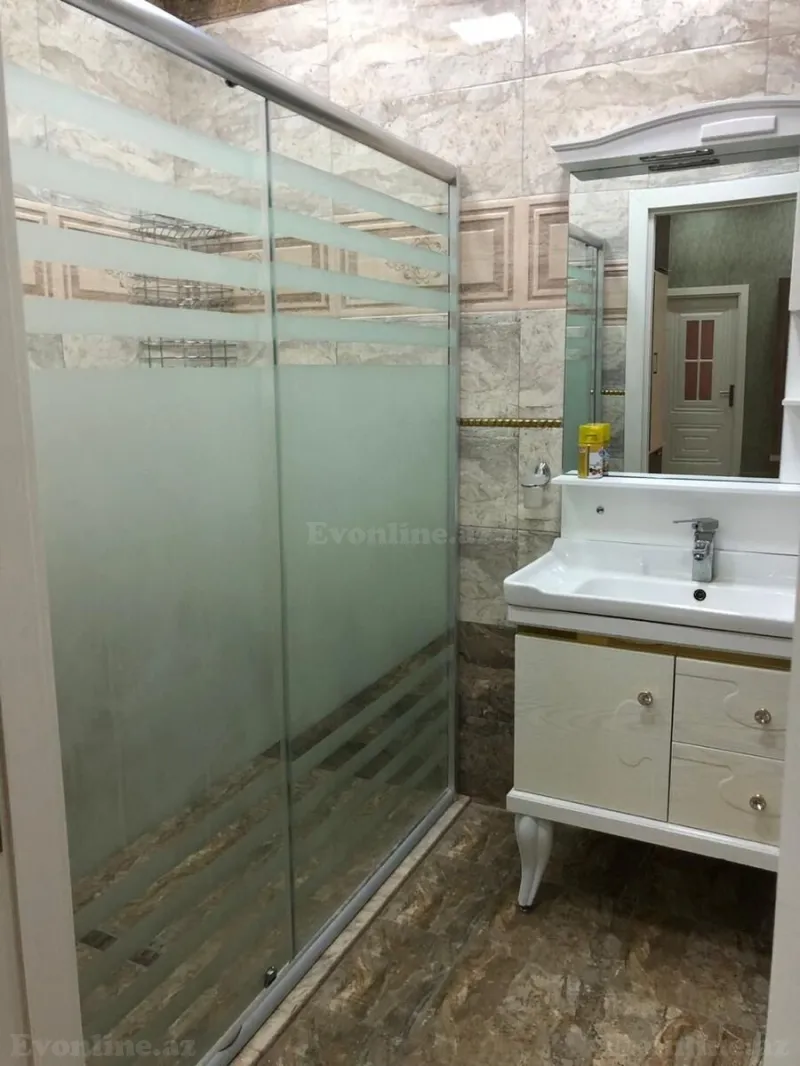 Kirayə verilir 3 otaqlı Mənzil Yeni tikili 150 m² Xətai m. - şəkil 15