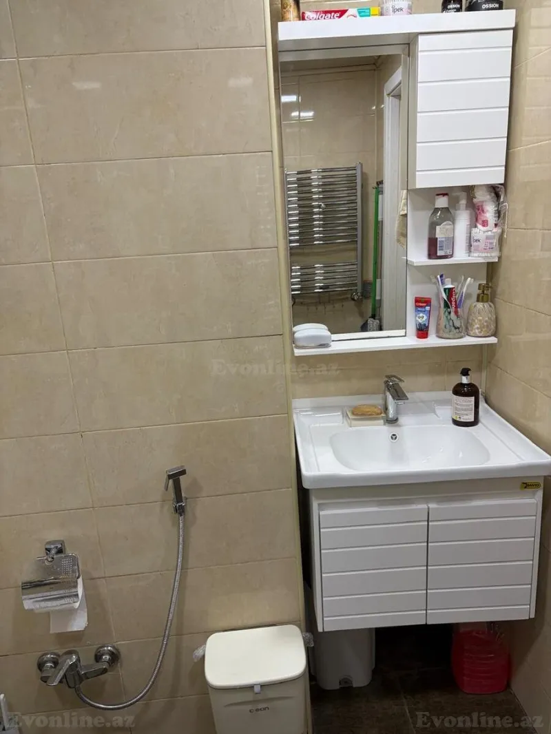 Satılır 3 otaqlı Mənzil Köhnə tikili 70 m² Sabunçu r. - şəkil 5