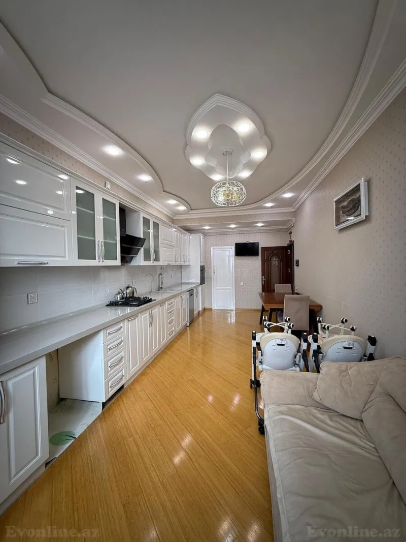 Satılır 4 otaqlı Mənzil Yeni tikili 185 m² Həzi Aslanov m. - şəkil 6