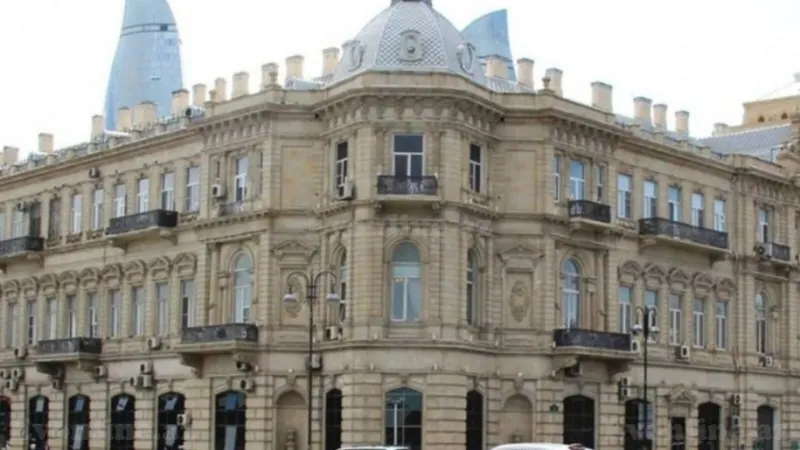 3 otaqlı Mənzil 80 m² Səbail r. Satılır