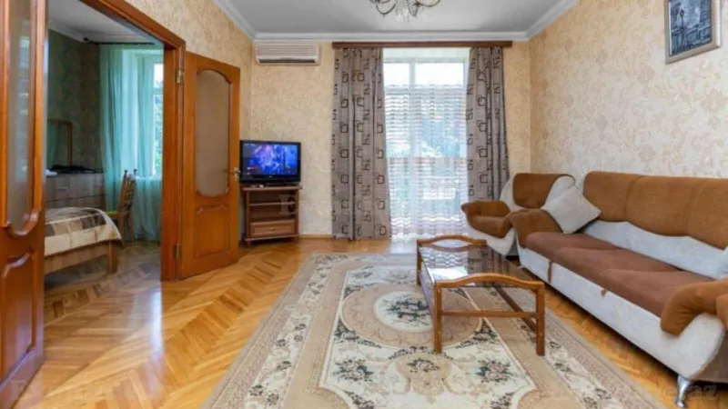 Satılır 3 otaqlı Mənzil Köhnə tikili 80 m² Səbail r. - şəkil 5