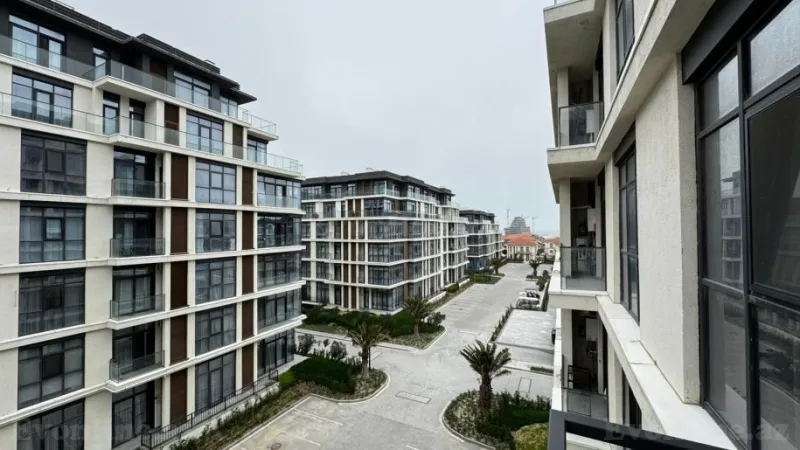 Satılır 3 otaqlı Mənzil Yeni tikili 74 m² Sabunçu r. - şəkil 2