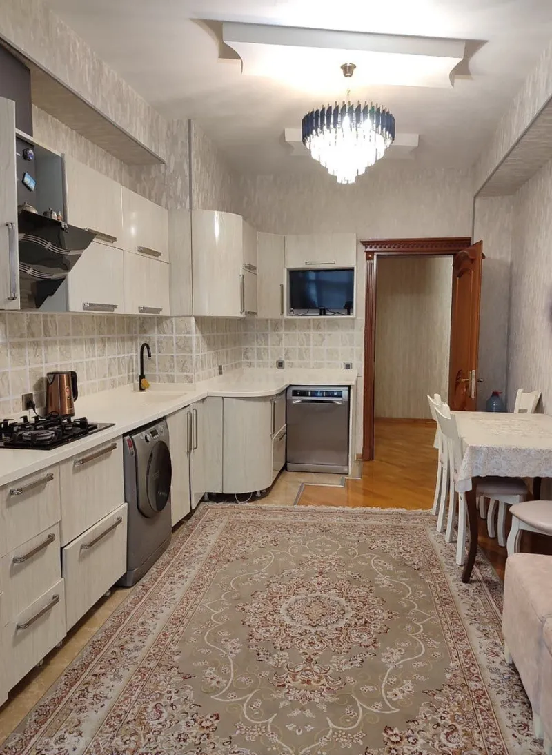 Satılır 3 otaqlı Mənzil Yeni tikili 125 m² 8 Noyabr m. - şəkil 10