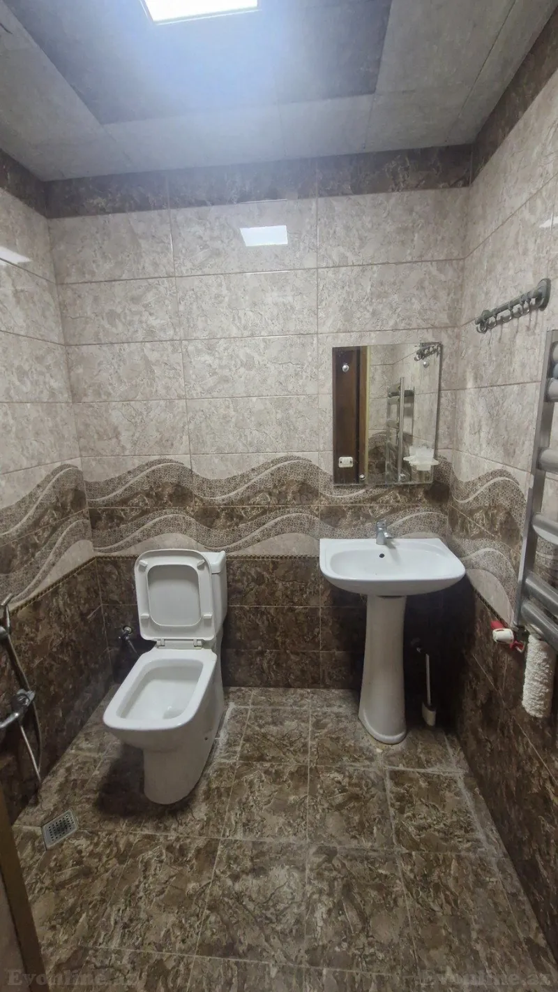 Kirayə verilir 2 otaqlı Mənzil Yeni tikili 70 m² Qara Qarayev m. - şəkil 5