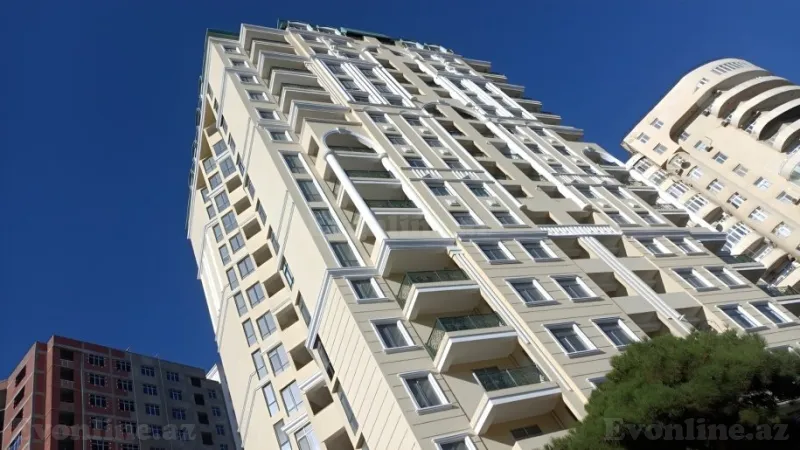 Satılır 4 otaqlı Mənzil Yeni tikili 162 m² Azadlıq prospekti m. - şəkil 2