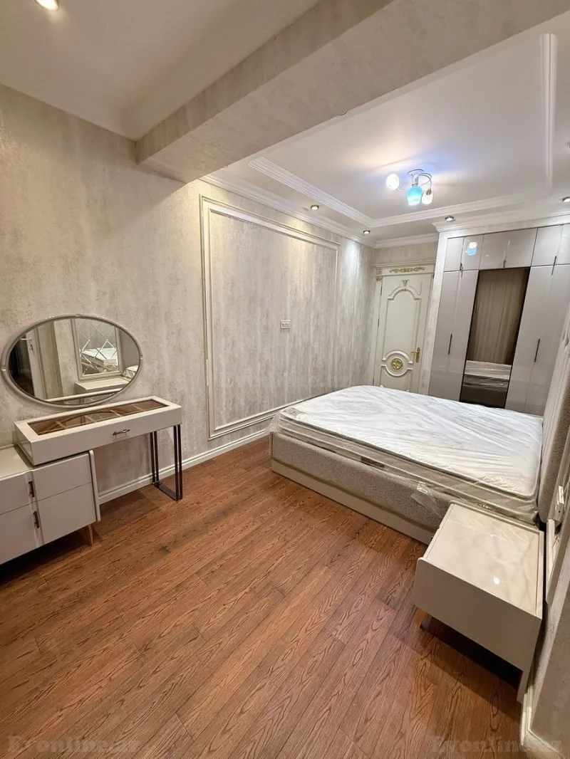 Satılır 4 otaqlı Mənzil Yeni tikili 162 m² Azadlıq prospekti m. - şəkil 13