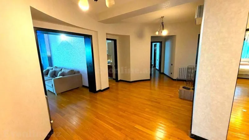 Kirayə verilir 4 otaqlı Mənzil Yeni tikili 220 m² Xətai m. - şəkil 7