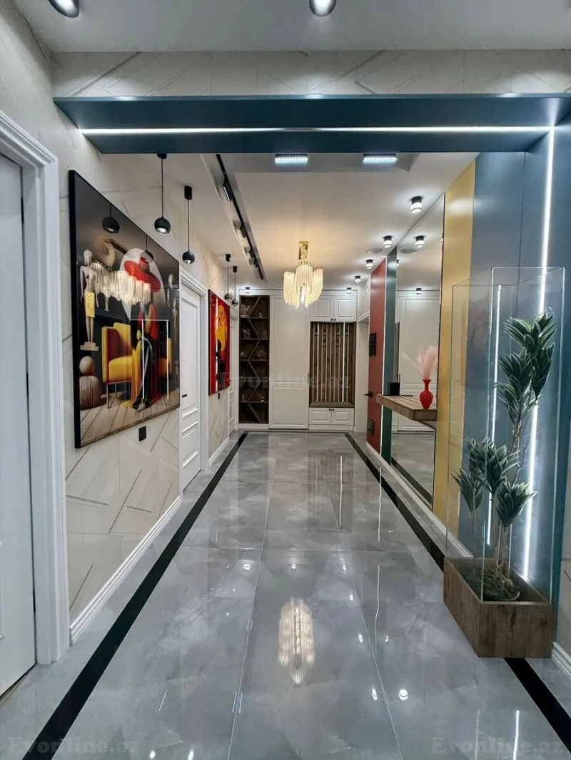 3 otaqlı Mənzil 110 m² Xətai r. Satılır