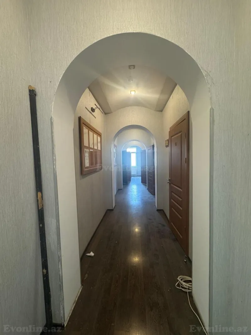 Kirayə verilir Ofis 325 m² Nəsimi r. - şəkil 3