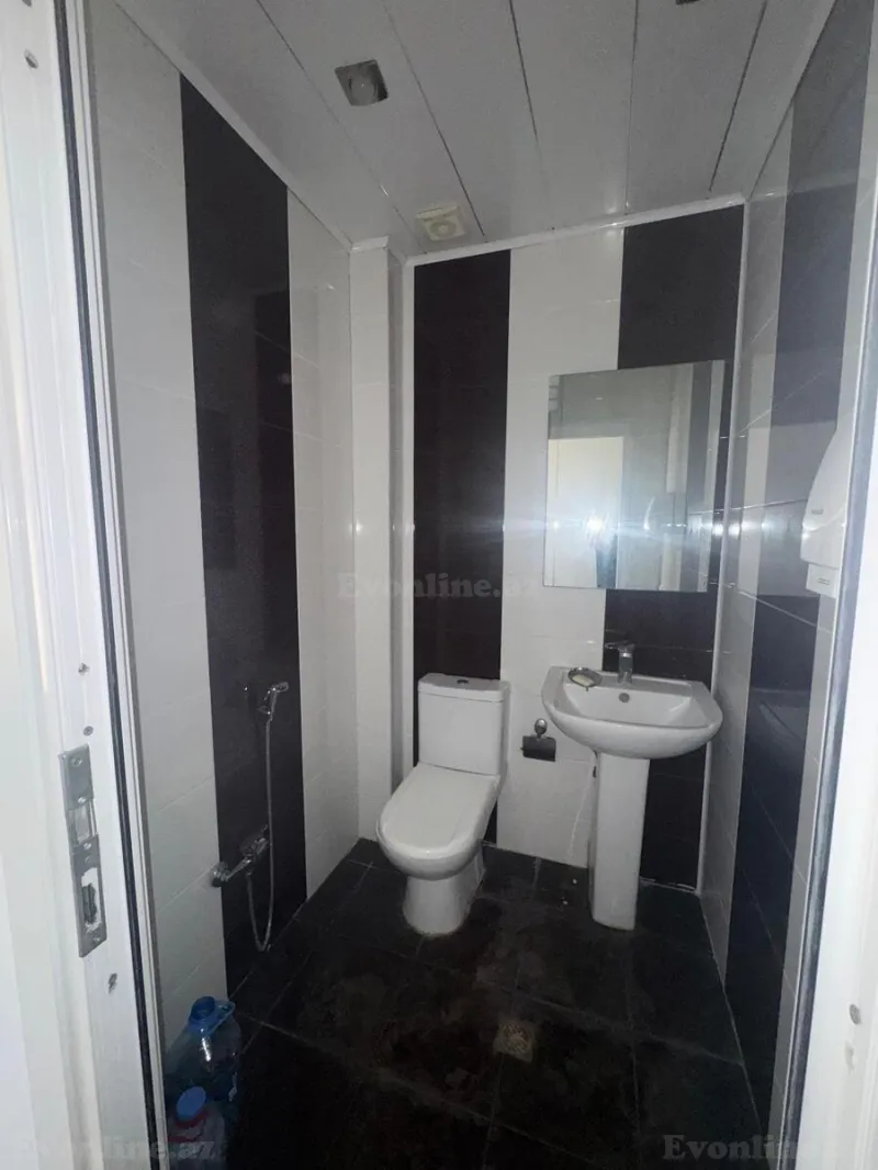 Kirayə verilir Ofis 325 m² Nəsimi r. - şəkil 28