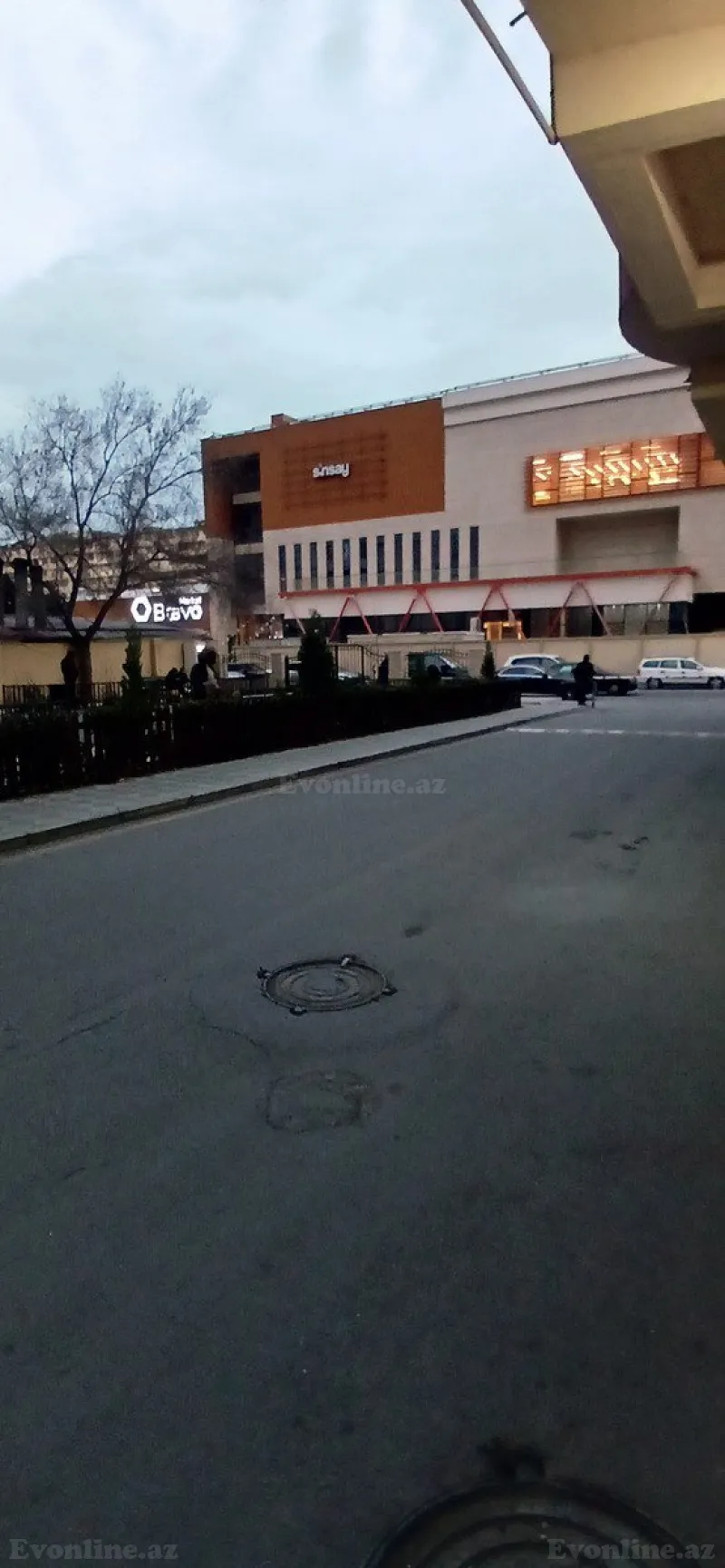 Satılır 2 otaqlı Mənzil Yeni tikili 55 m² Nizami r. - şəkil 3