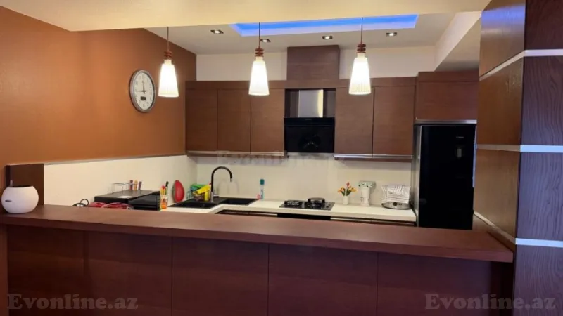 Satılır 2 otaqlı Mənzil Yeni tikili 100 m² Yasamal - şəkil 6