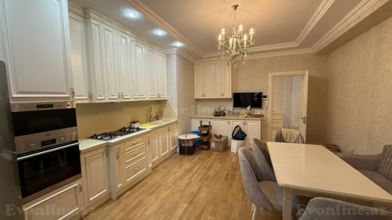 Satılır 4 otaqlı Mənzil Yeni tikili 185 m² 28 May m. - şəkil 2