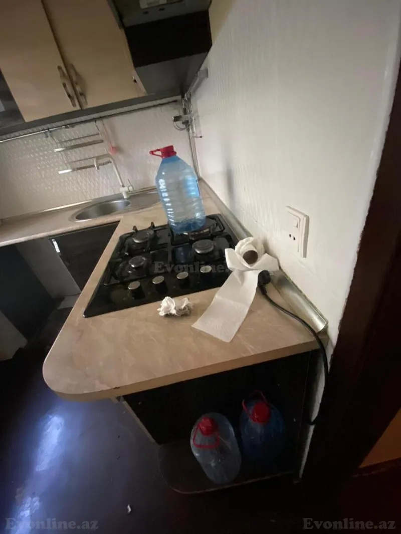 Kirayə verilir 2 otaqlı Mənzil Köhnə tikili 50 m² İnşaatçılar m. - şəkil 9