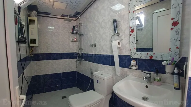 Satılır 2 otaqlı Mənzil Köhnə tikili 50 m² Səbail r. - şəkil 8