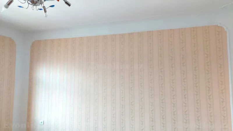 Satılır 4 otaqlı Mənzil Köhnə tikili 60 m² Xalqlar Dostluğu m. - şəkil 9