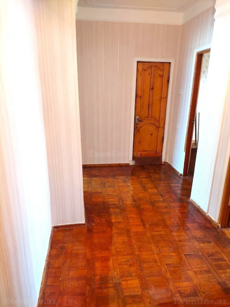 Satılır 4 otaqlı Mənzil Köhnə tikili 60 m² Xalqlar Dostluğu m. - şəkil 13