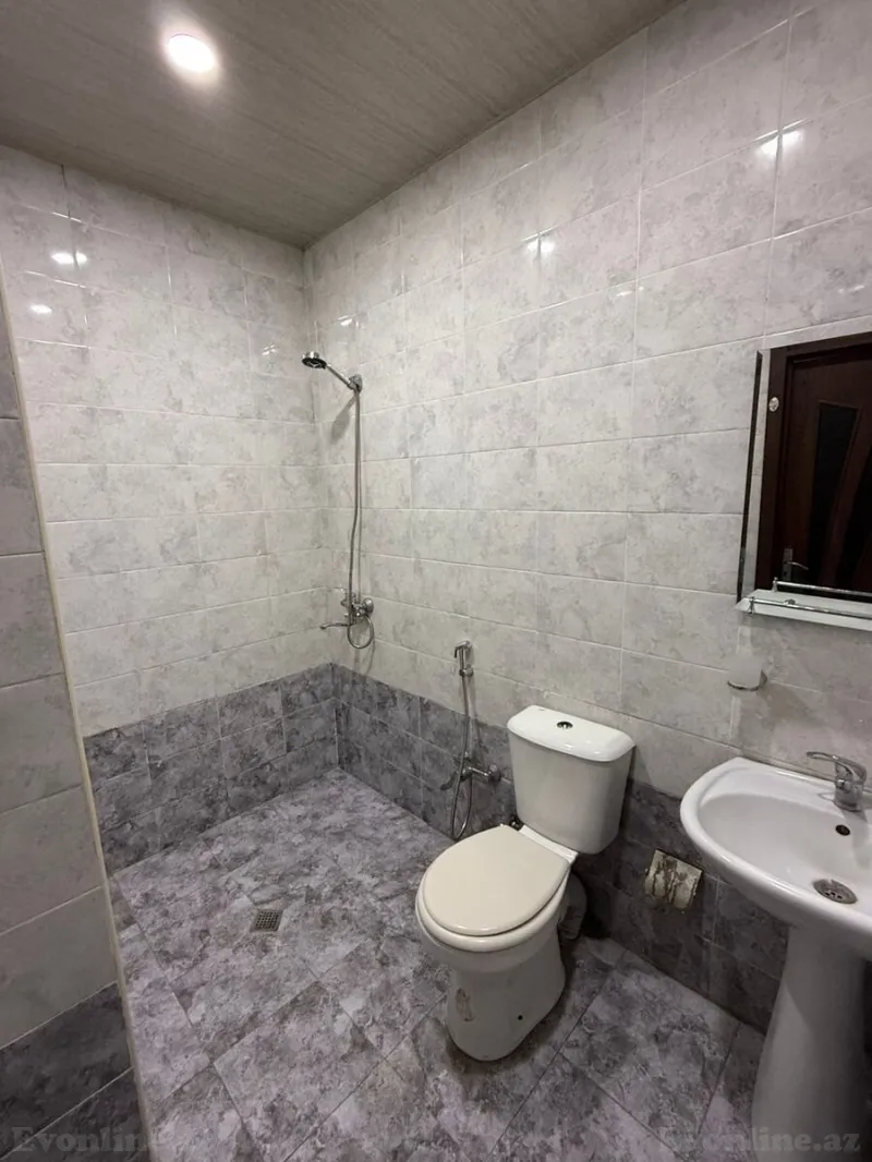 Kirayə verilir 2 otaqlı Mənzil Yeni tikili 65 m² Nərimanov r. - şəkil 3