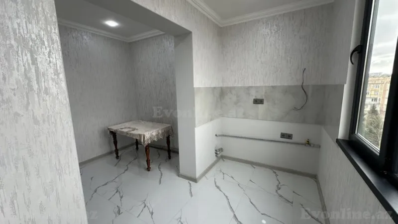 Satılır 5 otaqlı Mənzil Köhnə tikili 120 m² Qaraçuxur - şəkil 6