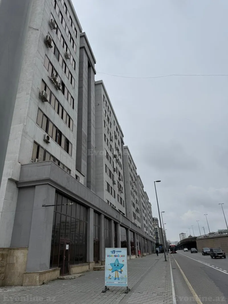 Kirayə verilir 3 otaqlı Mənzil Köhnə tikili 90 m² Nəriman Nərimanov m.