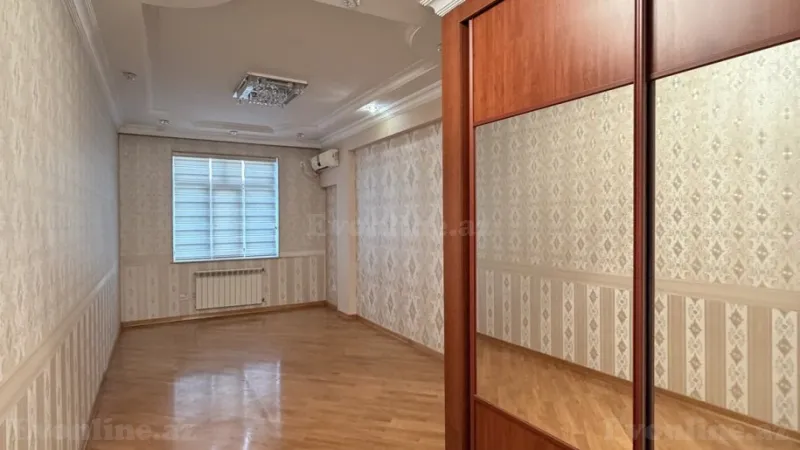 Satılır 3 otaqlı Mənzil Yeni tikili 132 m² Nizami r. - şəkil 3