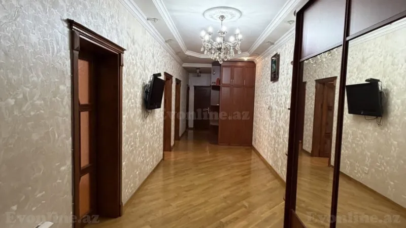 Satılır 3 otaqlı Mənzil Yeni tikili 132 m² Nizami r. - şəkil 8
