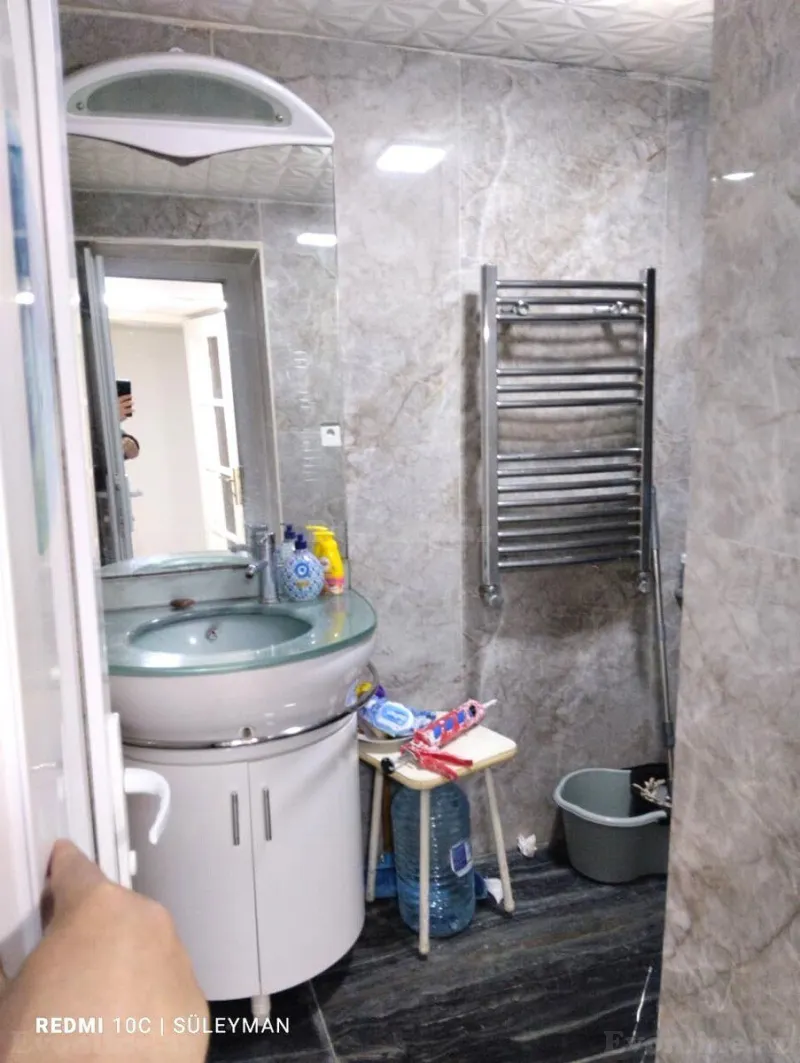 Satılır 3 otaqlı Mənzil Köhnə tikili 70 m² Həzi Aslanov m. - şəkil 19