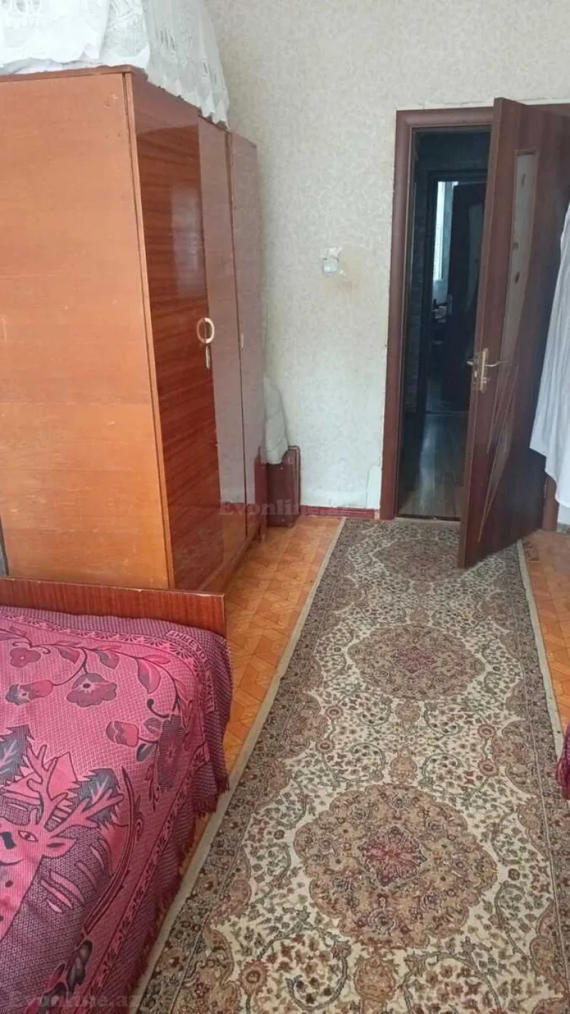 Satılır 4 otaqlı Mənzil Köhnə tikili 84 m² Səbail r. - şəkil 8