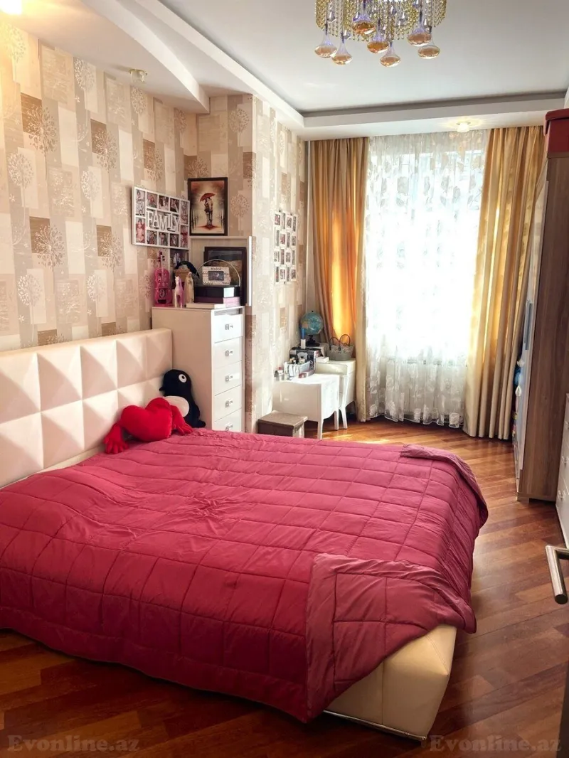 Satılır 3 otaqlı Mənzil Yeni tikili 130 m² Elmlər Akademiyası m. - şəkil 4