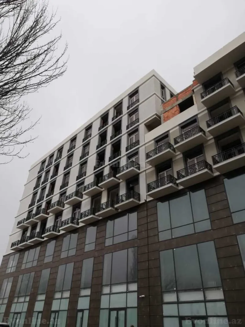 Satılır 3 otaqlı Mənzil Yeni tikili 117 m² 8 Noyabr m.