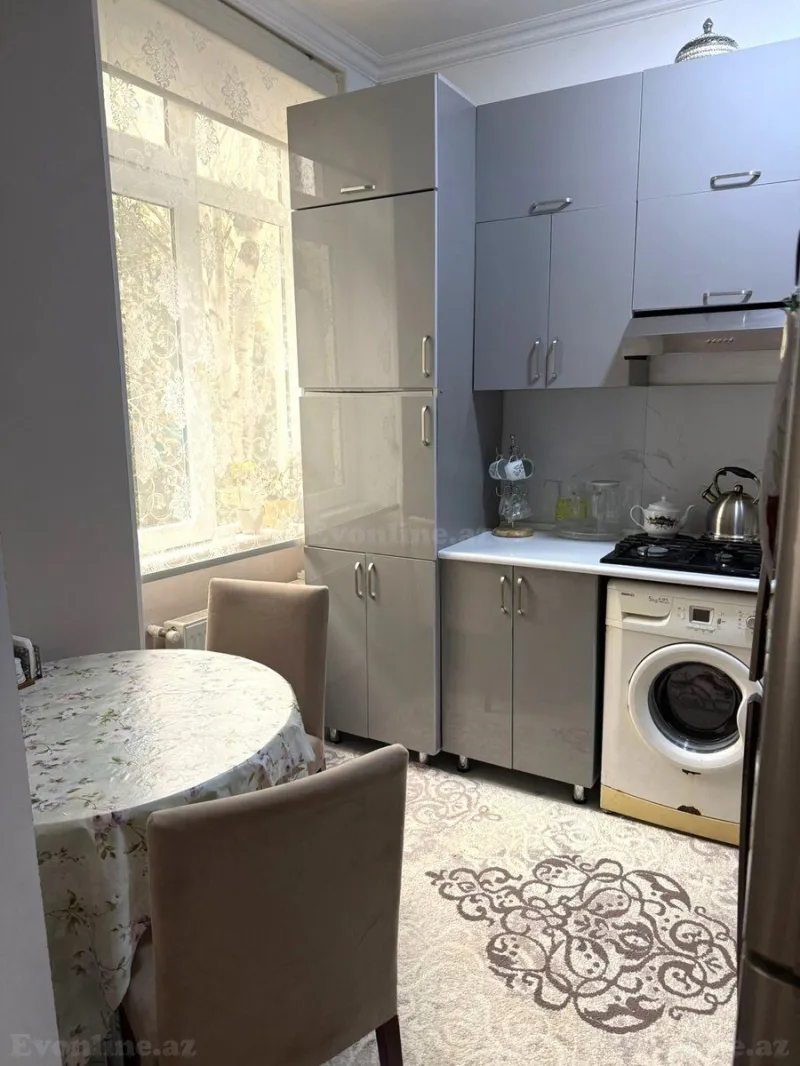 Satılır 3 otaqlı Mənzil Köhnə tikili 70 m² Qara Qarayev m. - şəkil 10